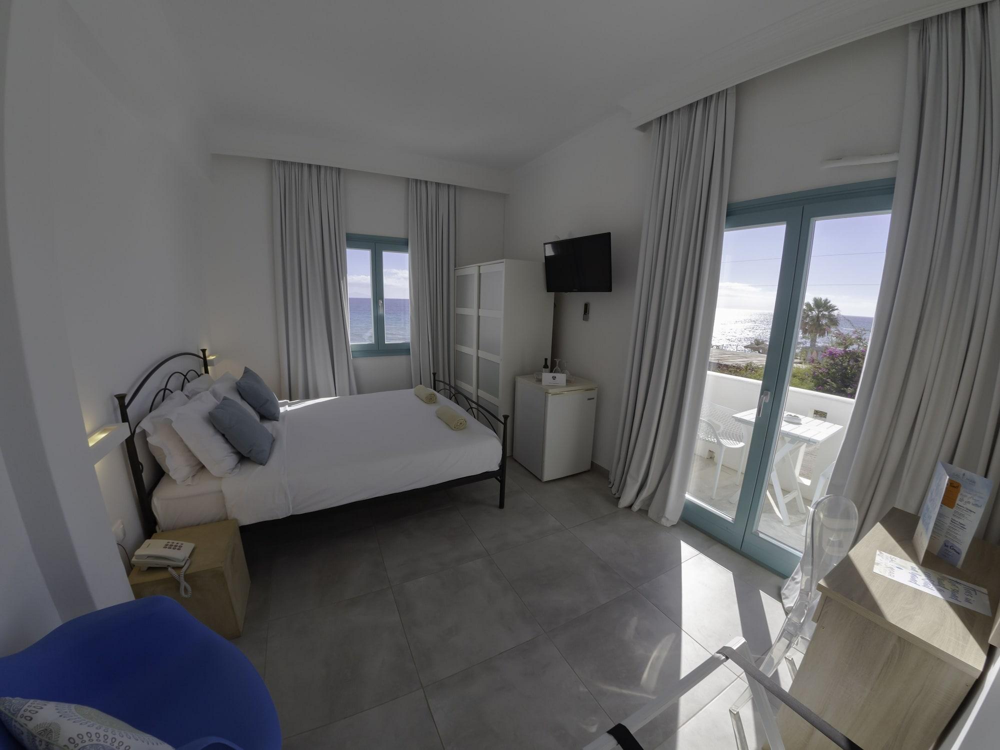 Amaryllis Beach Hotel Chrisi Akti  Exterior photo